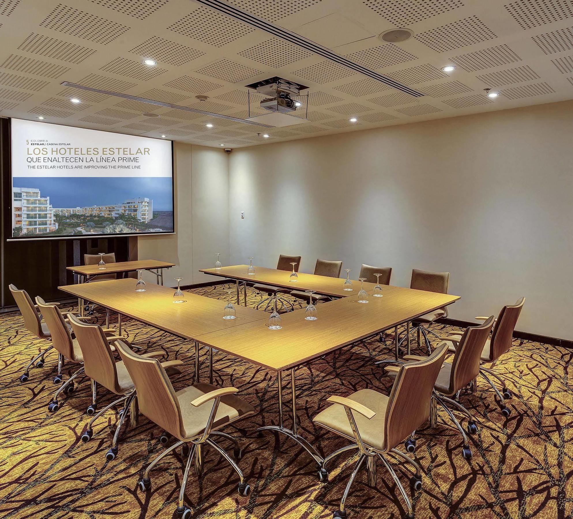 Estelar Villavicencio Hotel & Centro De Convenciones Exterior photo Meeting room