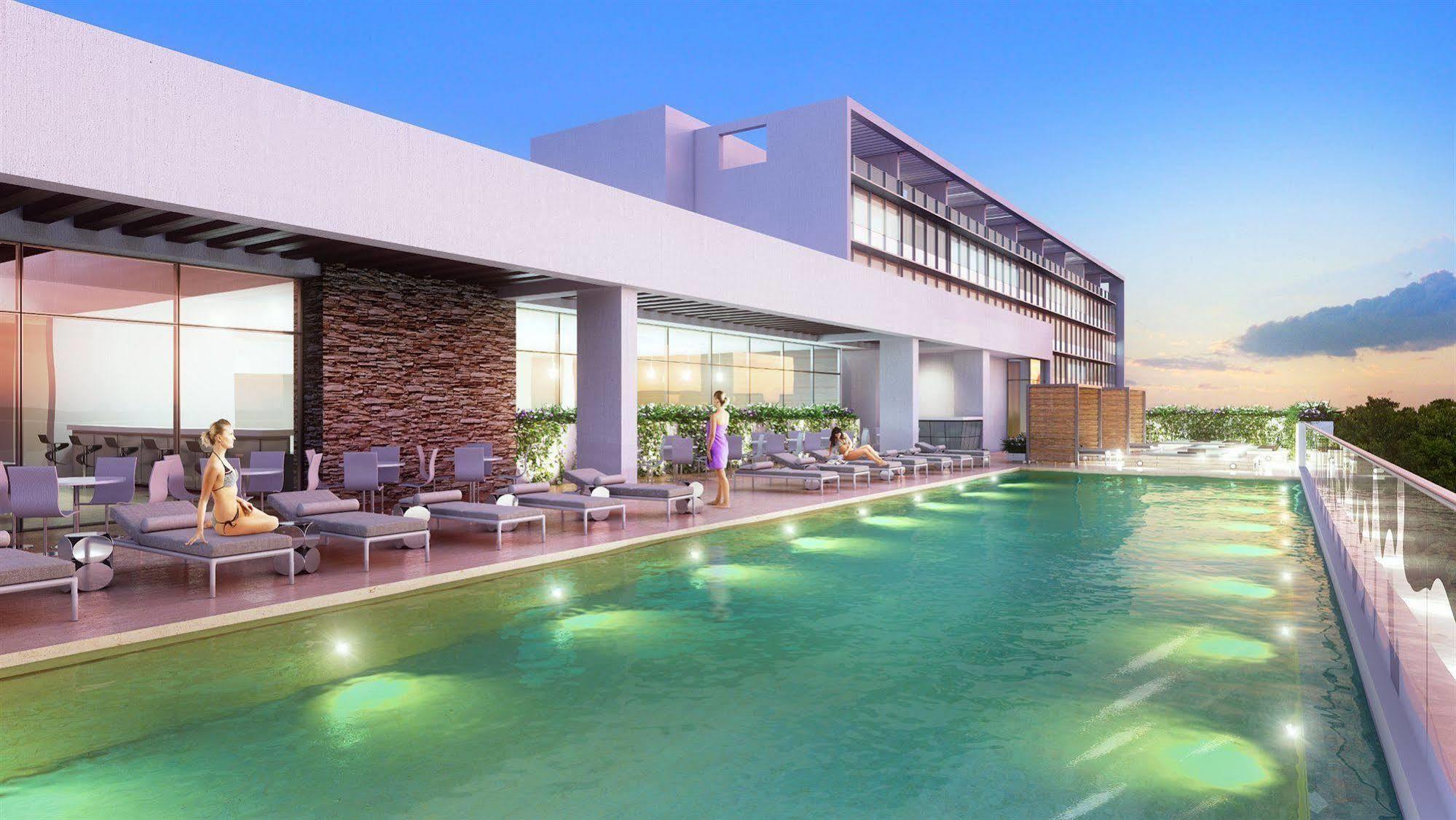 Estelar Villavicencio Hotel & Centro De Convenciones Exterior photo The pool at the rooftop